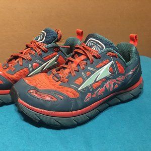 Women's ALTRA Lone Peak 3.0 Running Size 10